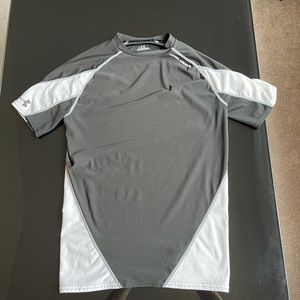 black under armor fitted workout shirt